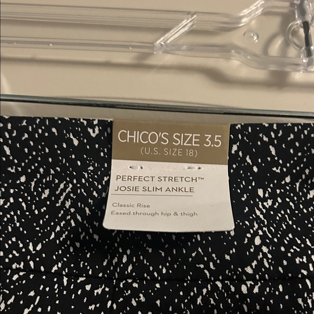 Chico’s Black and White Perfect Stretch Josie Slim Pants - Picture 2 of 3